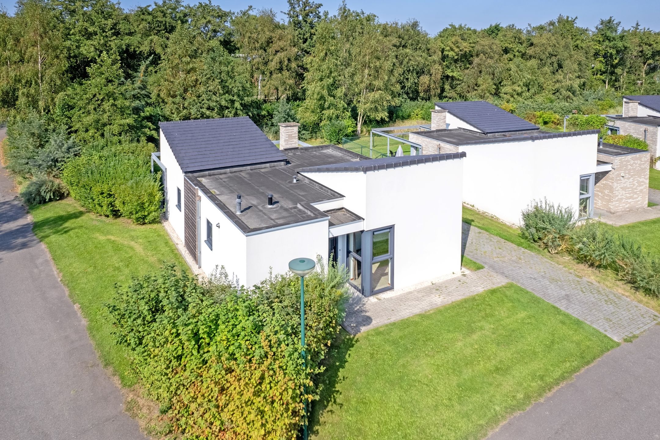 2-bedroom freehold villa in De Koog — photo 2 of 5