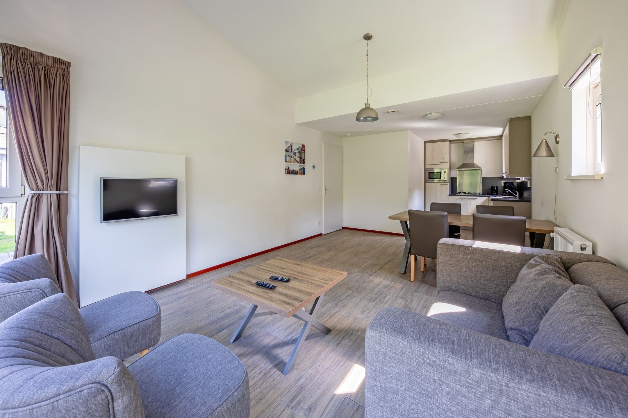 2-bedroom freehold villa in De Koog — photo 5 of 5