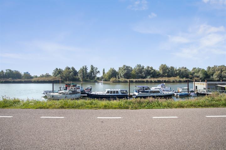 Bekijk foto 32 van Molendijk 48