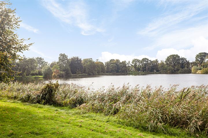 Bekijk foto 34 van Burg.van der Grondenstraat 33