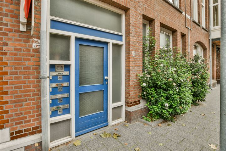 View photo 23 of Willem van Outhoornstraat 32