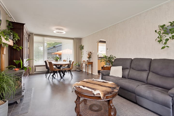 Photo 8 of Roosendaalsebaan 5