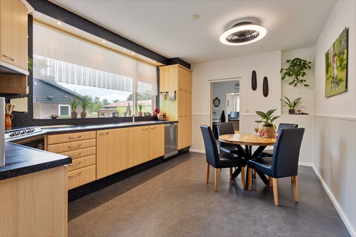 Photo 9 of Roosendaalsebaan 5