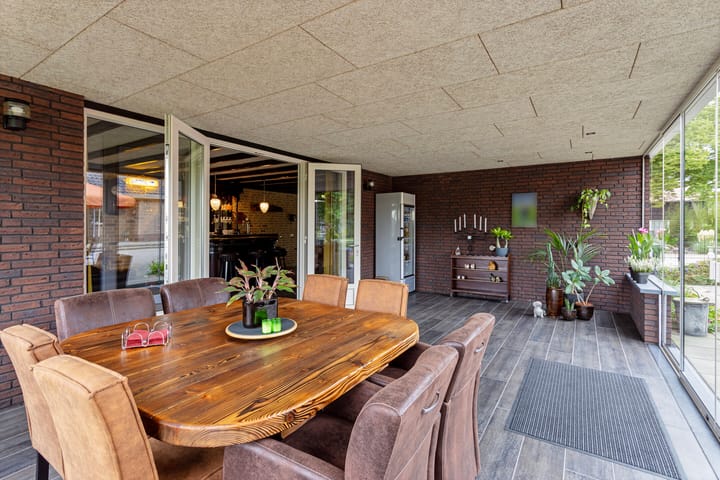 Photo 32 of Roosendaalsebaan 5