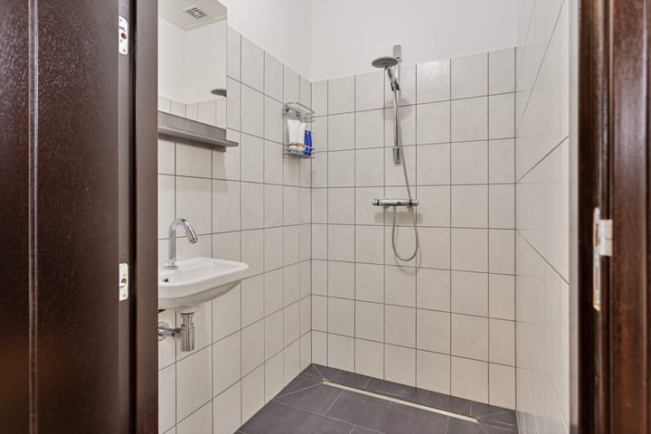 Photo 41 of Roosendaalsebaan 5