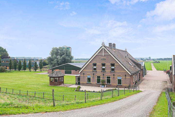 Bekijk foto 3 van Lekdijk 9