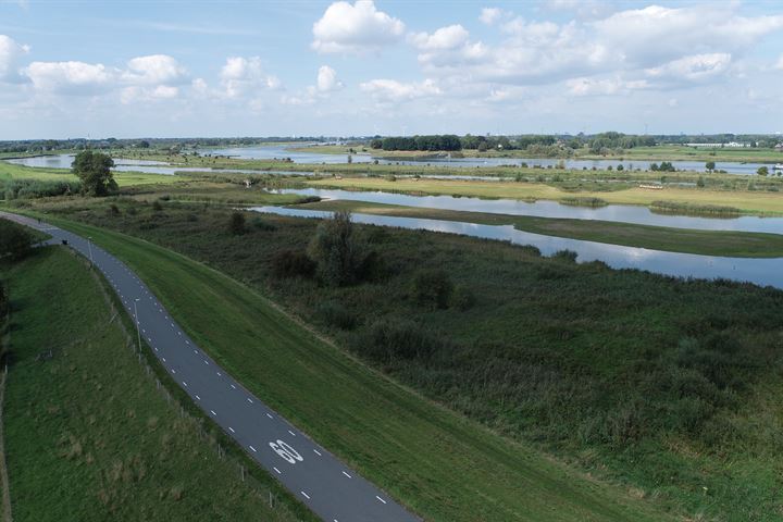 Bekijk foto 11 van Lekdijk 9