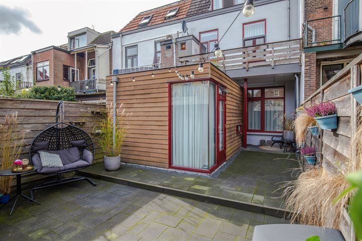 Bekijk foto 36 van Leoninusstraat 24