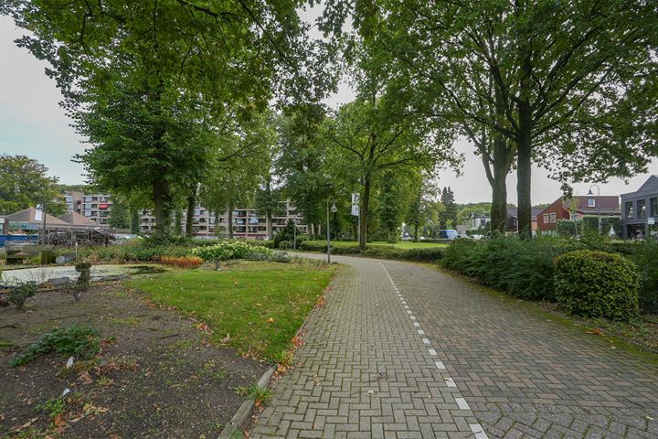 Bekijk foto 31 van Oude Kleefsebaan 215