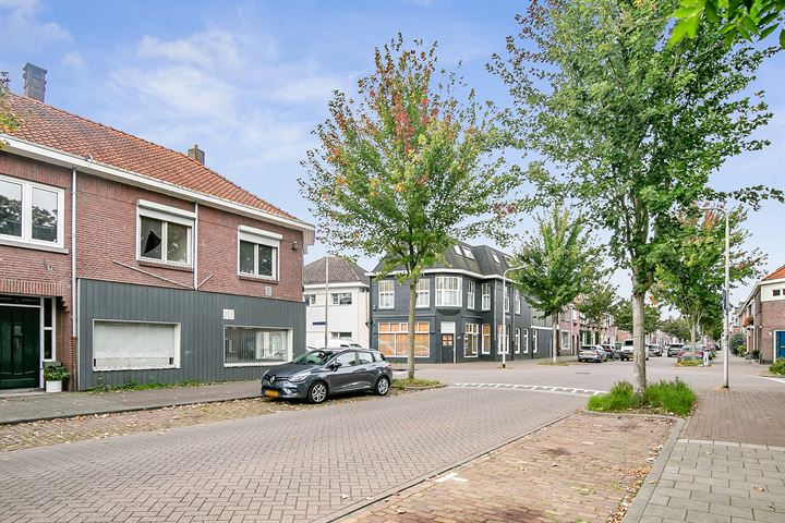 Bekijk foto 25 van Lovensestraat 54