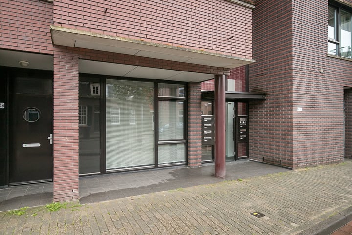 Bekijk foto 7 van Veldhovenring 152