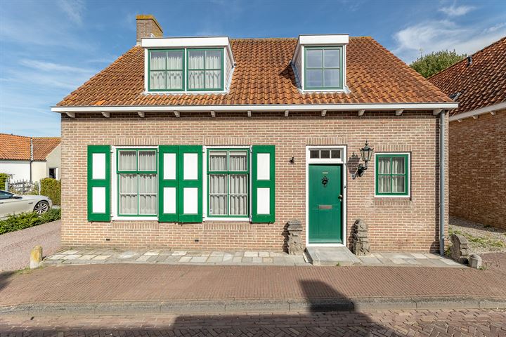 Bekijk foto 2 van Wagenaarstraat 34