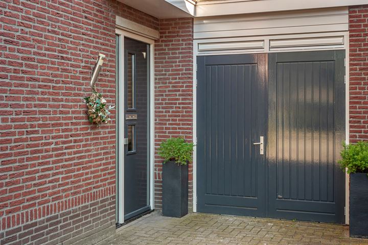 Bekijk foto 3 van Donkerstraat 32