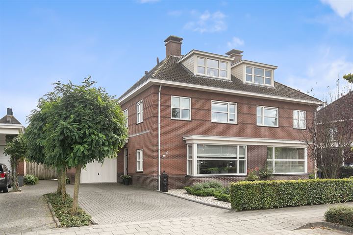 Bekijk foto 1 van Edelinckstraat 100