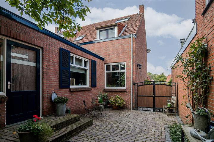 Bekijk foto 39 van Geldersebaan 52