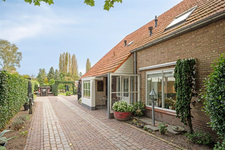 Bekijk foto 38 van Eindstraat 48