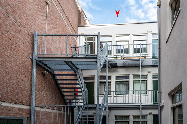 Bekijk foto 2 van Ziekerstraat 40