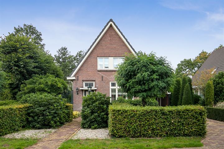 Bekijk foto 49 van Hazenakkerstraat 11