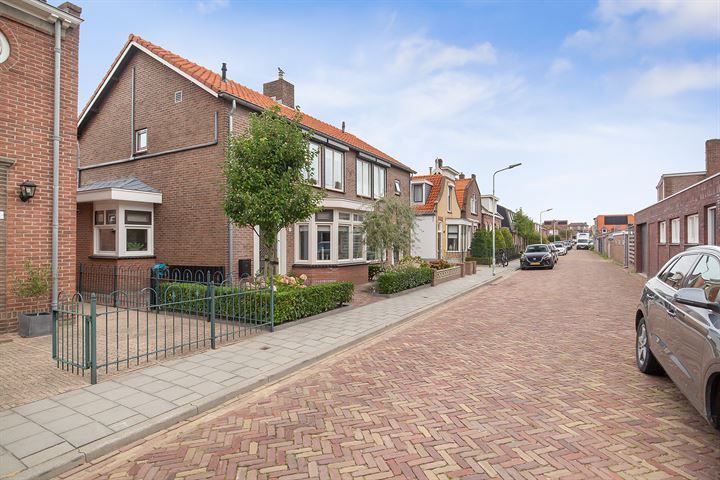 Bekijk foto 32 van Kerkstraat 5