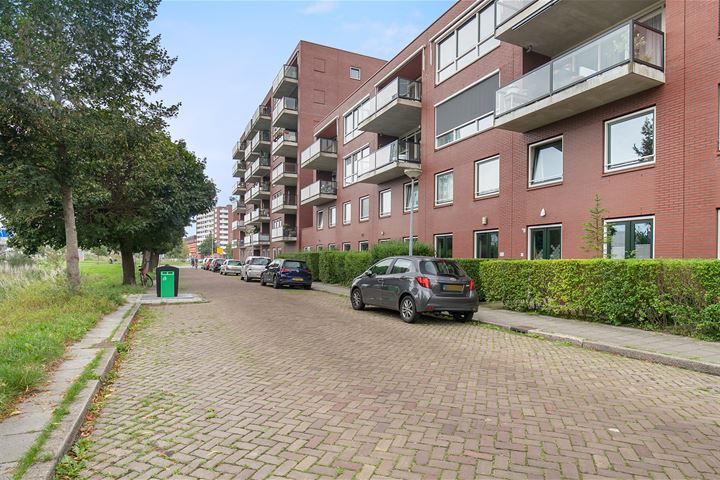 Bekijk foto 7 van Soendastraat 56