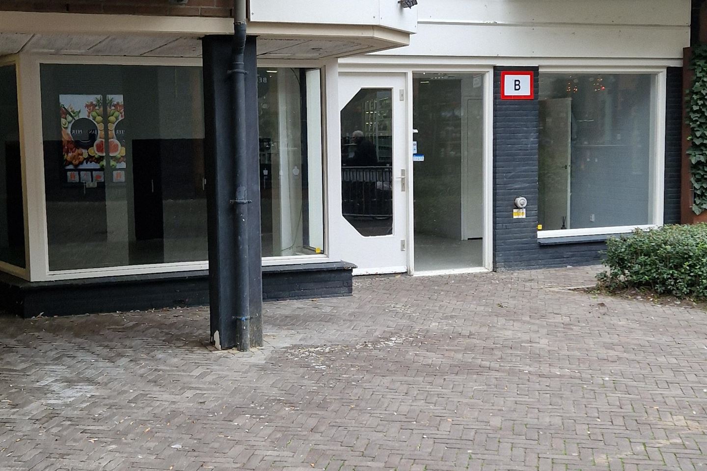 Bekijk foto 3 van Derksstraat 8