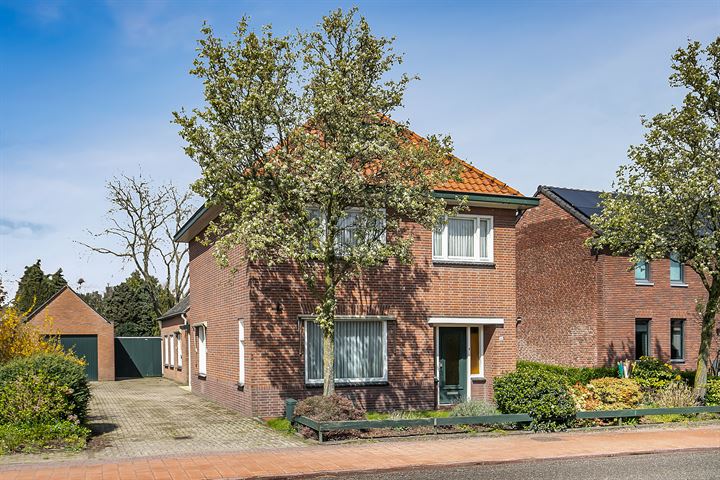 Bekijk foto 2 van Broekstraat 38