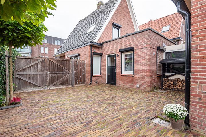 Bekijk foto 47 van Frank Daamenstraat 13