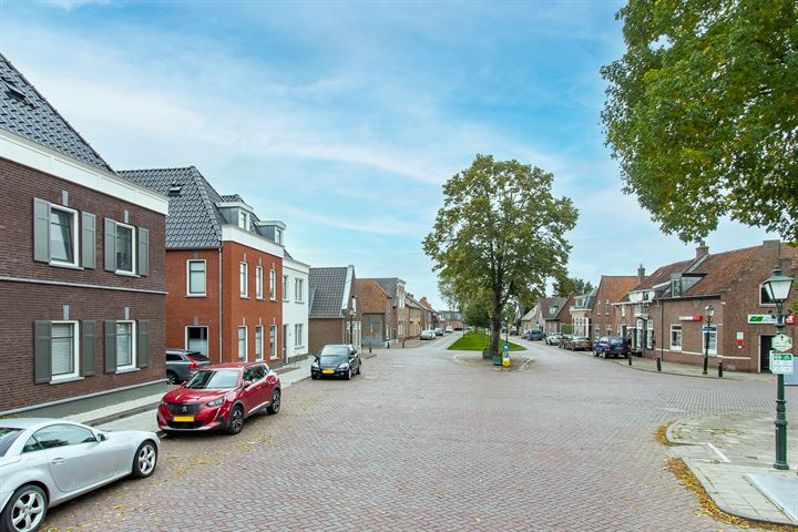 Bekijk foto 41 van Benedendamsestraat 15