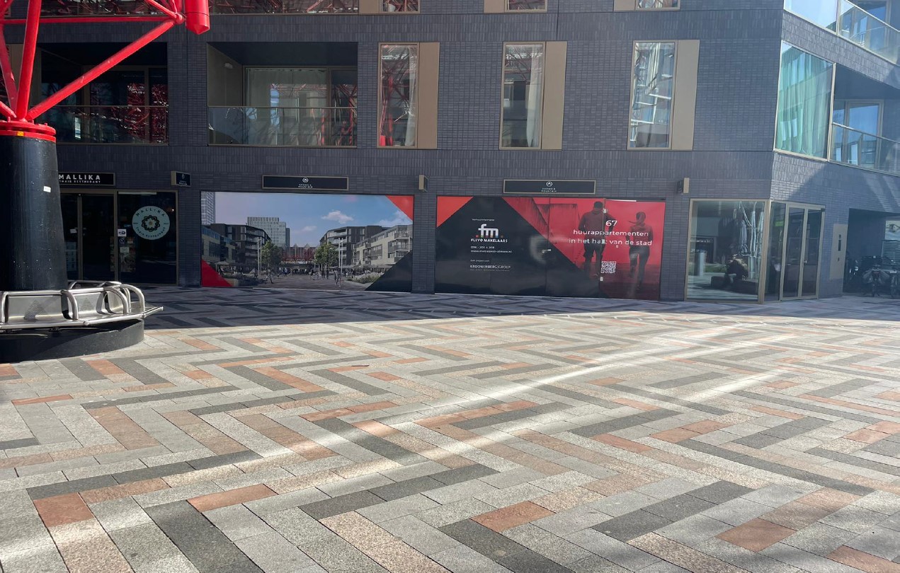 Bekijk foto 2 van Stationsplein 18