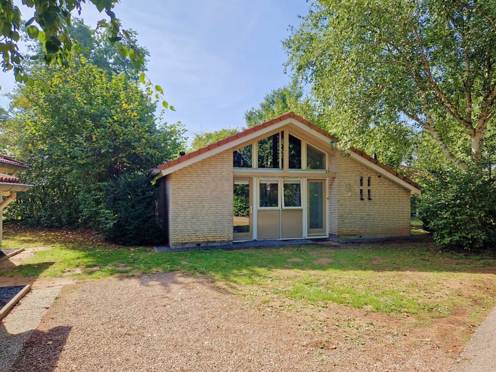 Foto 1 van Landweerswal 2-87