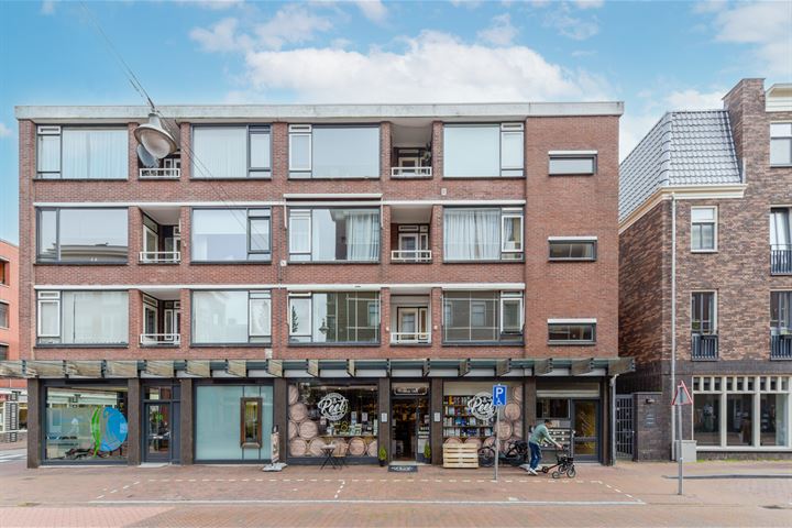 Bekijk foto 1 van Damstraat 20