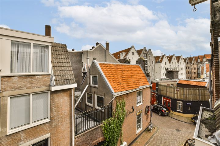 Bekijk foto 4 van Driehoekstraat 110