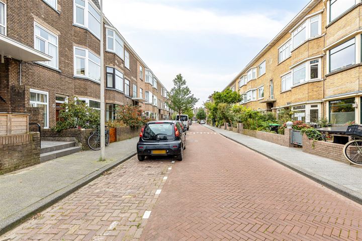 View photo 4 of Van Reesstraat 53