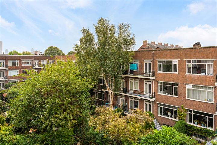 Bekijk foto 38 van Van Beuningenstraat 7-2-L