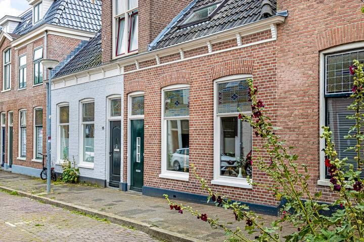 Bekijk foto 12 van Frederikstraat 13