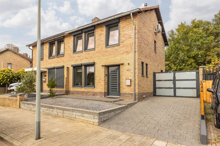 Bekijk foto 43 van Schinkelstraat 22