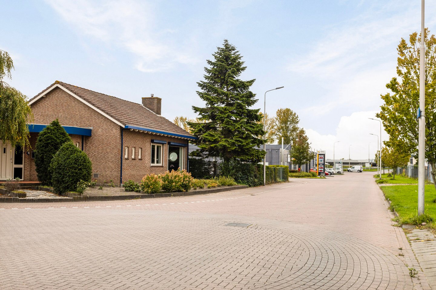 Bekijk foto 5 van Warwickstraat 2