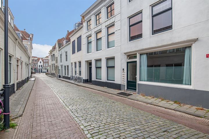 View photo 33 of Gravenstraat 84-A