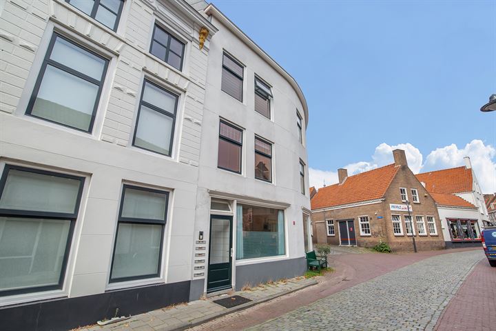 View photo 34 of Gravenstraat 84-A