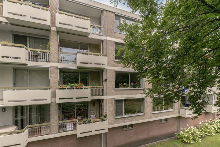 Bekijk foto 33 van Doornenburgstraat 63-C