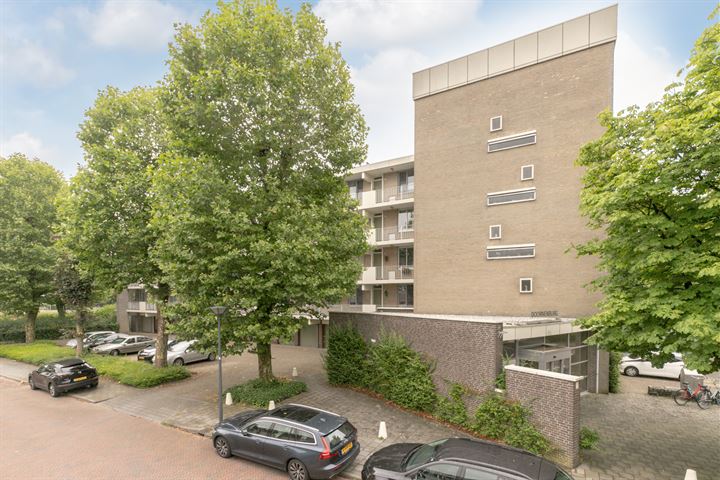 Bekijk foto 35 van Doornenburgstraat 63-C