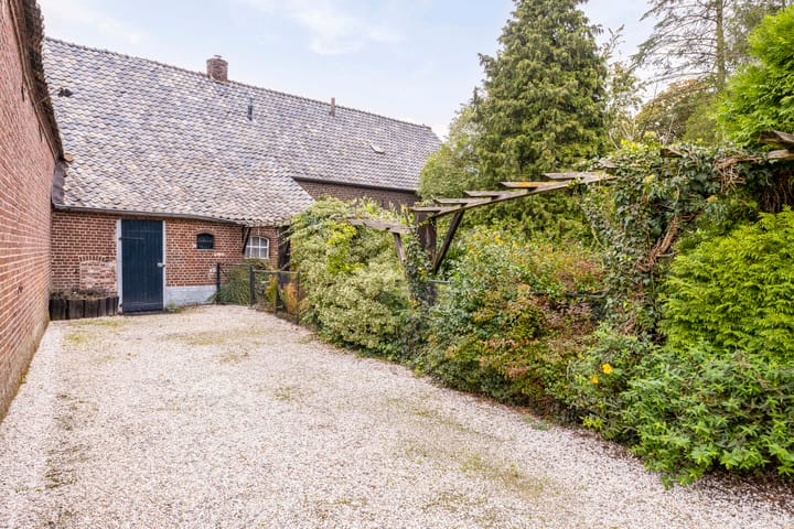 Foto 27 van Mgr Aertsstraat 2