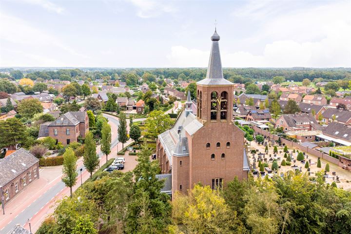 Bekijk foto 37 van Mgr Aertsstraat 2