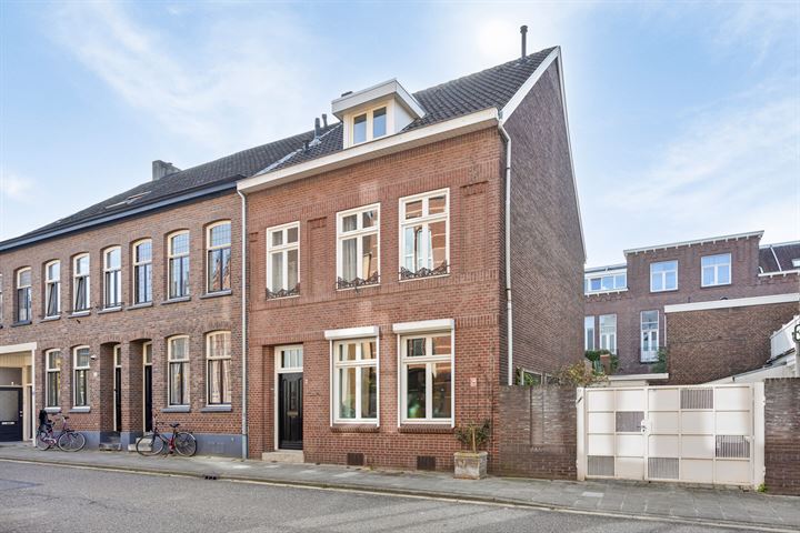 Bekijk foto 35 van Godsweerderstraat 9