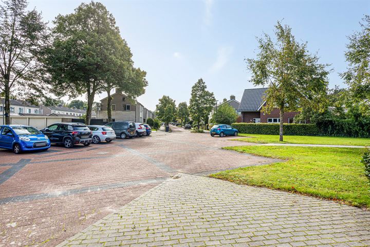 Bekijk foto 32 van Kievitlaan 18