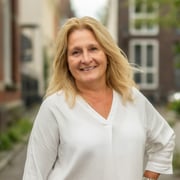 Mariët Elshof - Commercial Employee