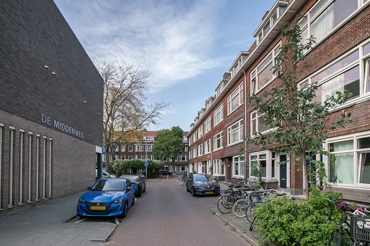 Bekijk foto 22 van Treubstraat 14-B1