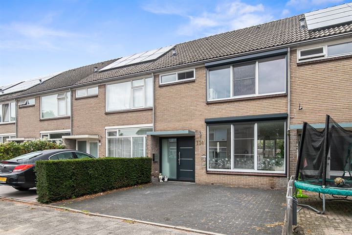 Bekijk foto 3 van Van Anrooijstraat 114