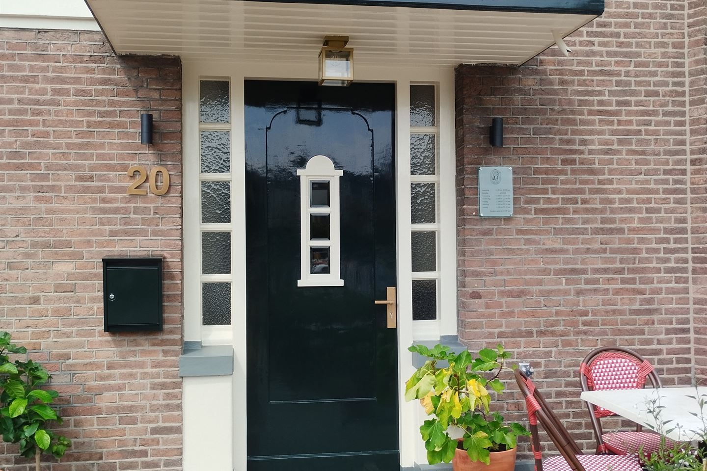 Bekijk foto 2 van Raadhuisstraat 20