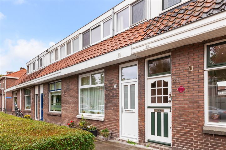 Bekijk foto 32 van Constantijn Huygensstraat 27